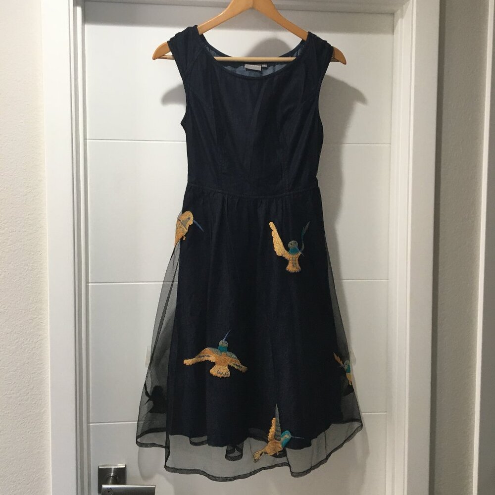 Eshakti Embroidered Midi Dress